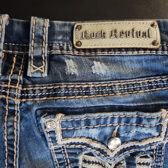 Cropped jeans - Picture 3 of 11